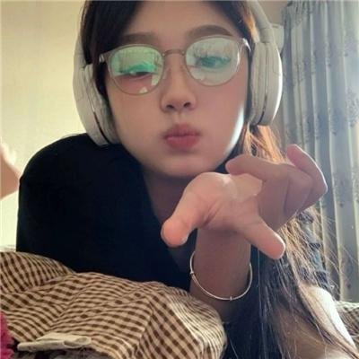 恋爱潜伏